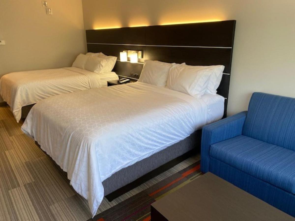 Holiday Inn Express & Suites Warrensburg North By Ihg Exteriör bild